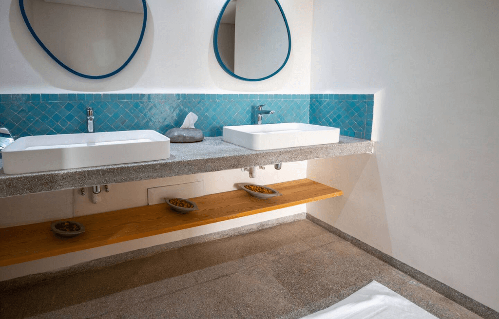 Chambre avec piscine